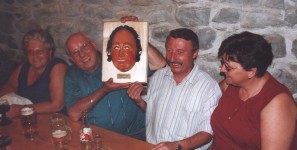 Überreichung einer Schwenninger-Hansel Larve