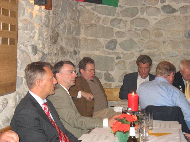 2006-05-13_47_Sparkasse und BM Boldt.jpg