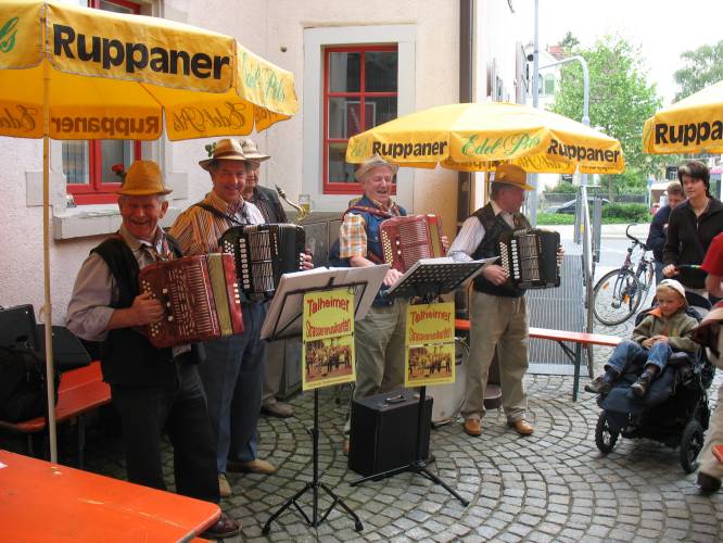 2006-06-03_Schnetztorfest 005.jpg